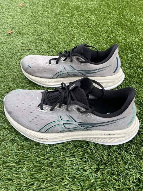 ASICS GEL-Cumulus 26 - Men size 12 - Picture 3 of 7